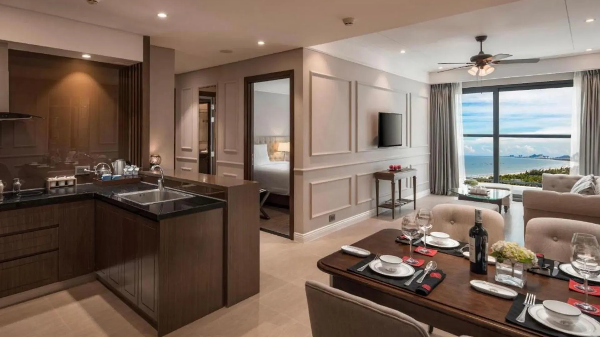 Luxury Suite - Gym - Pool - Relax Da Nang Apartment